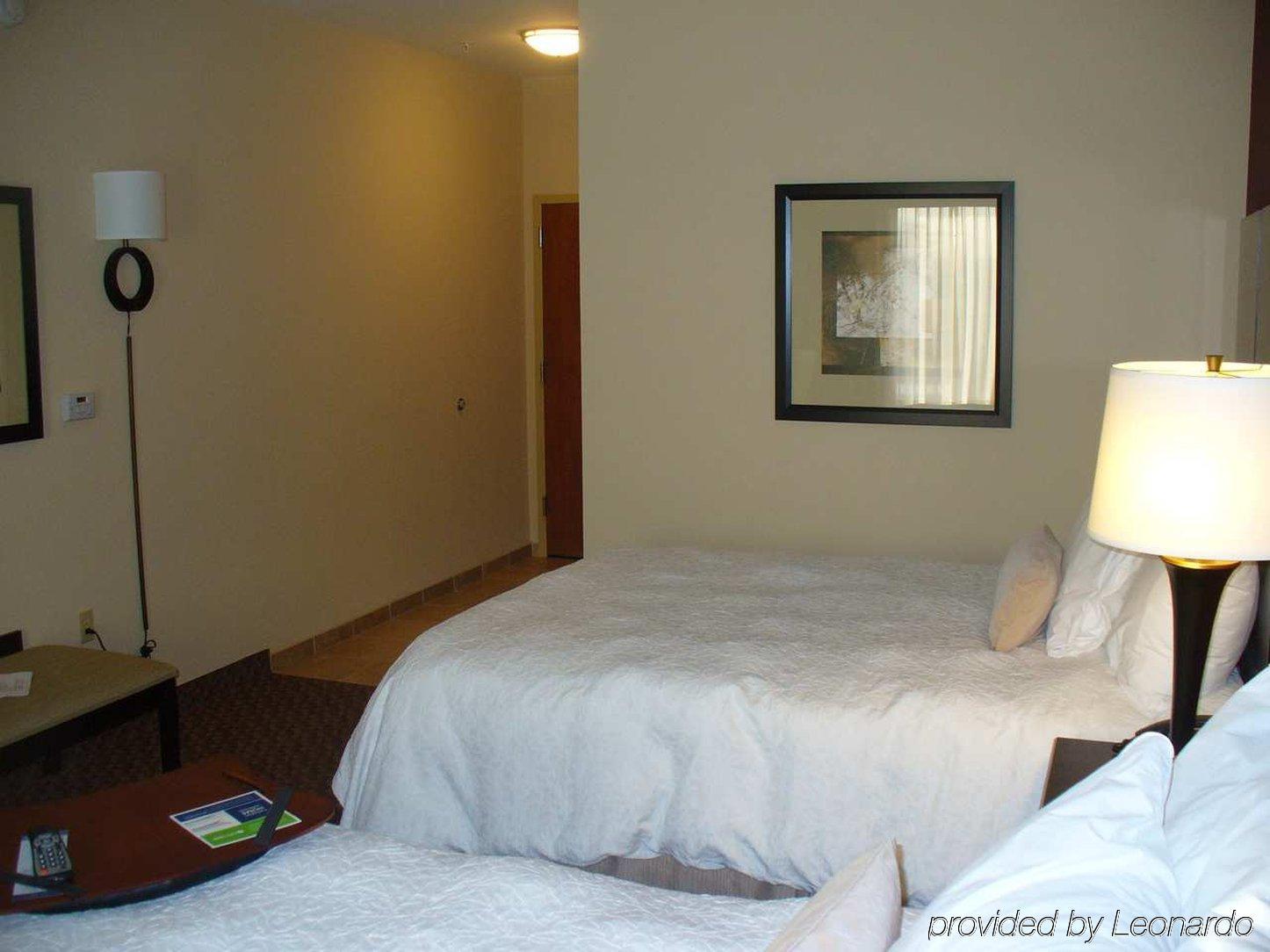 Hampton Inn & Suites Enid Ruang foto