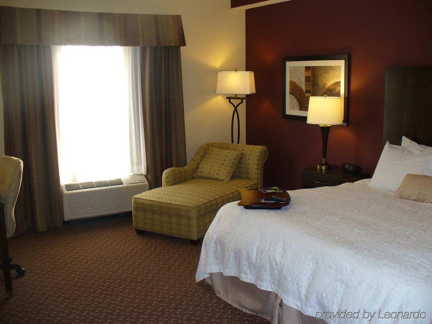 Hampton Inn & Suites Enid Ruang foto
